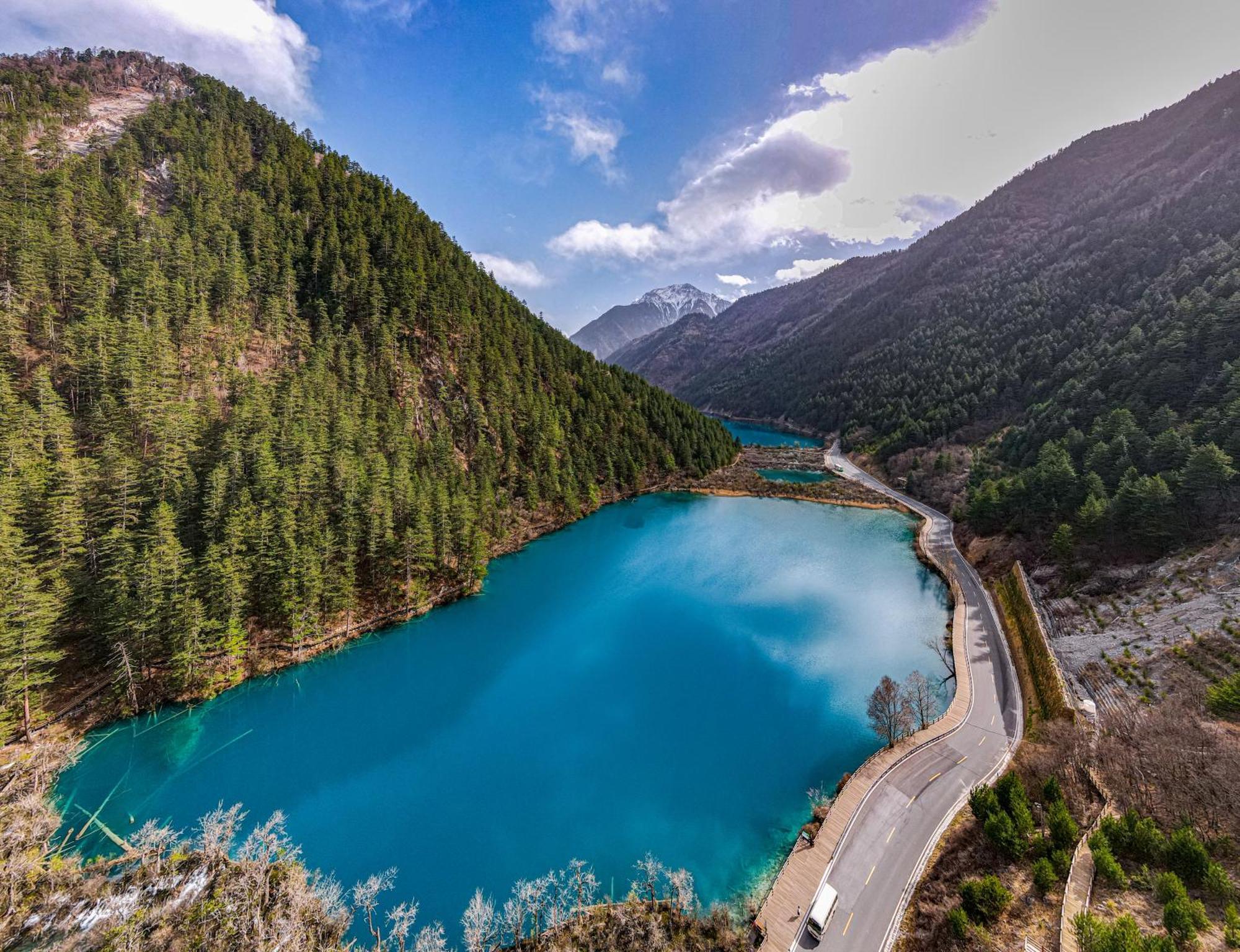 Intercontinental Resort Jiuzhai Paradise By Ihg Jiuzhaigou Exterior photo