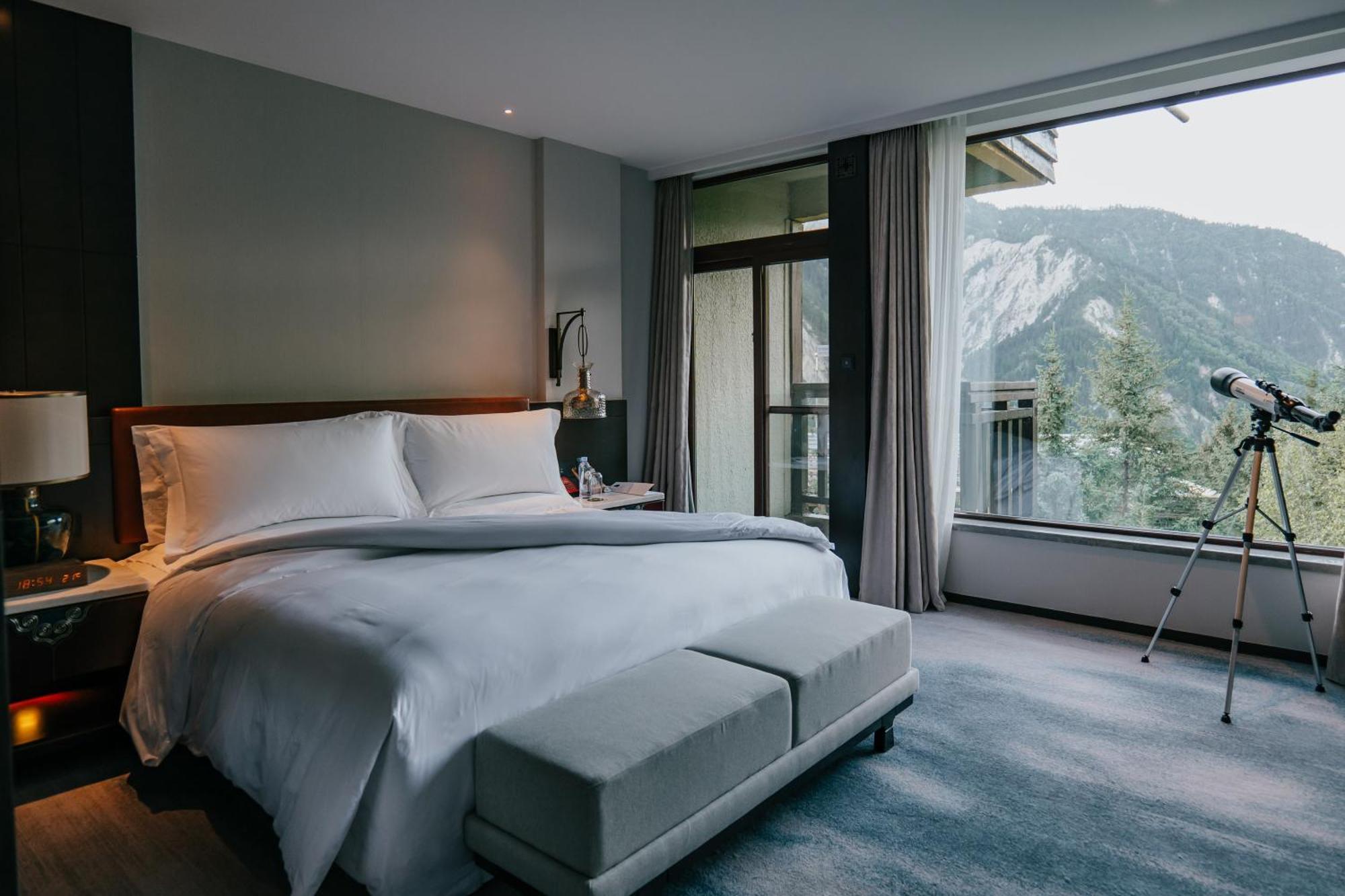 Intercontinental Resort Jiuzhai Paradise By Ihg Jiuzhaigou Exterior photo
